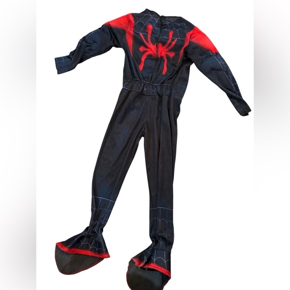 Boys Spider-Man costume size small (6-8) Jumpsuit only NO MASK. - Picture 6 of 11